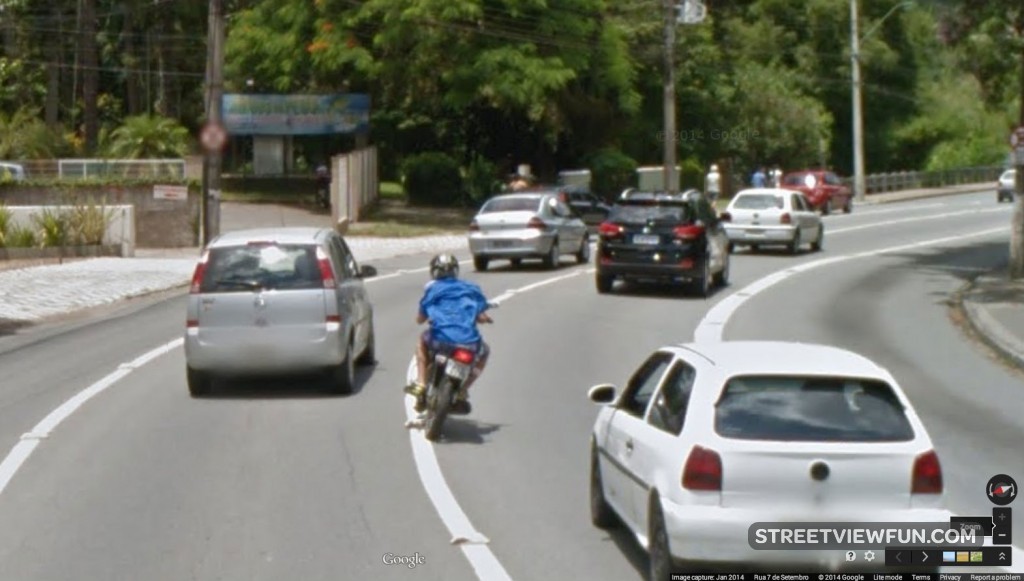 Biker accident caught on Google Street View – StreetViewFun